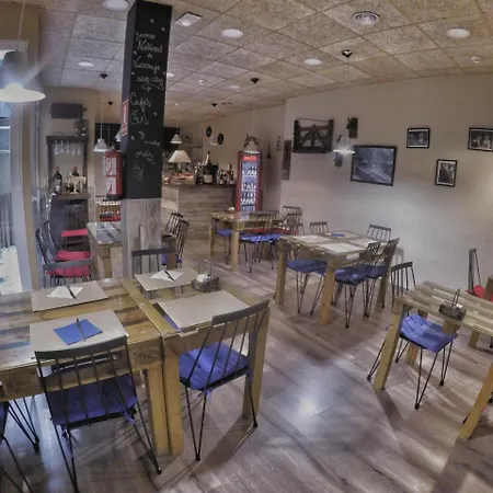 L'hostalet D'arenys De Mar 2* 阿雷尼斯德马尔